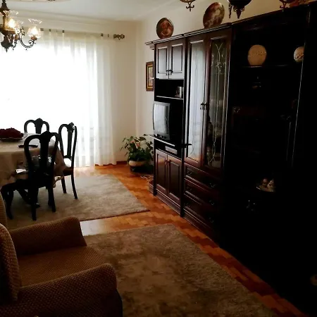 Rua Casal Das Figueiras * Nazare