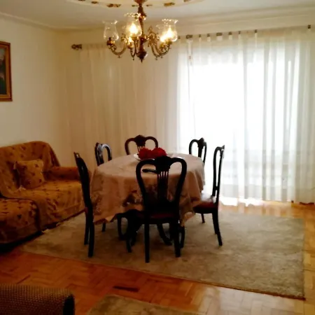 Rua Casal Das Figueiras Apartment *